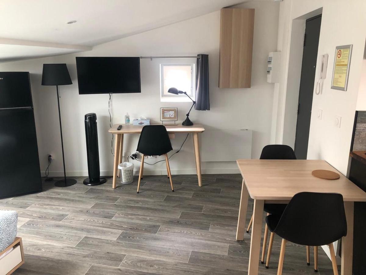 Jolis Appartements Au Coeur De Clermont Ferrand - Proche Jaude - Wifi Et Netflix Eksteriør bilde